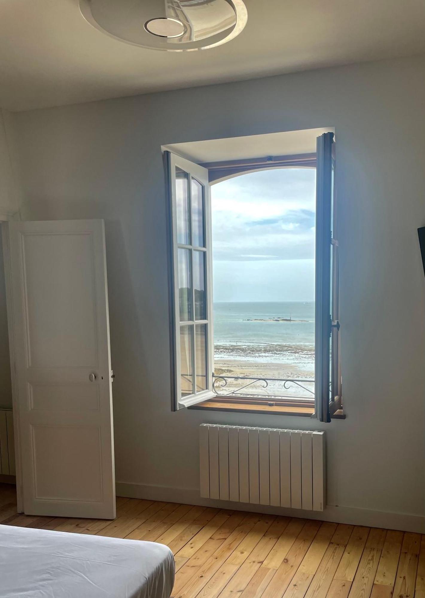 Le Royal XIX Vue Mer 212 Dinard Exterior photo